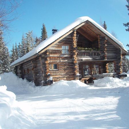 Yllaeshilla Cottage Akaslompolo Ruang foto