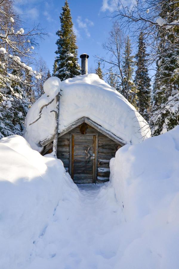 Yllaeshilla Cottage Akaslompolo Bagian luar foto