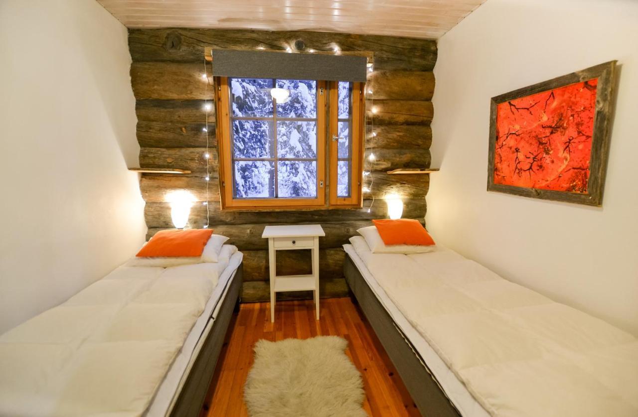 Yllaeshilla Cottage Akaslompolo Bagian luar foto