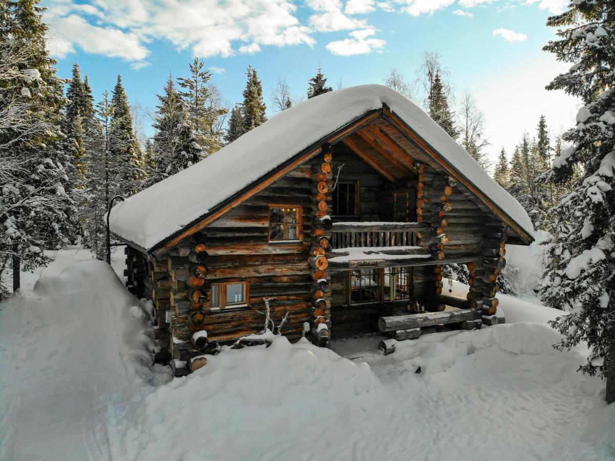 Yllaeshilla Cottage Akaslompolo Bagian luar foto