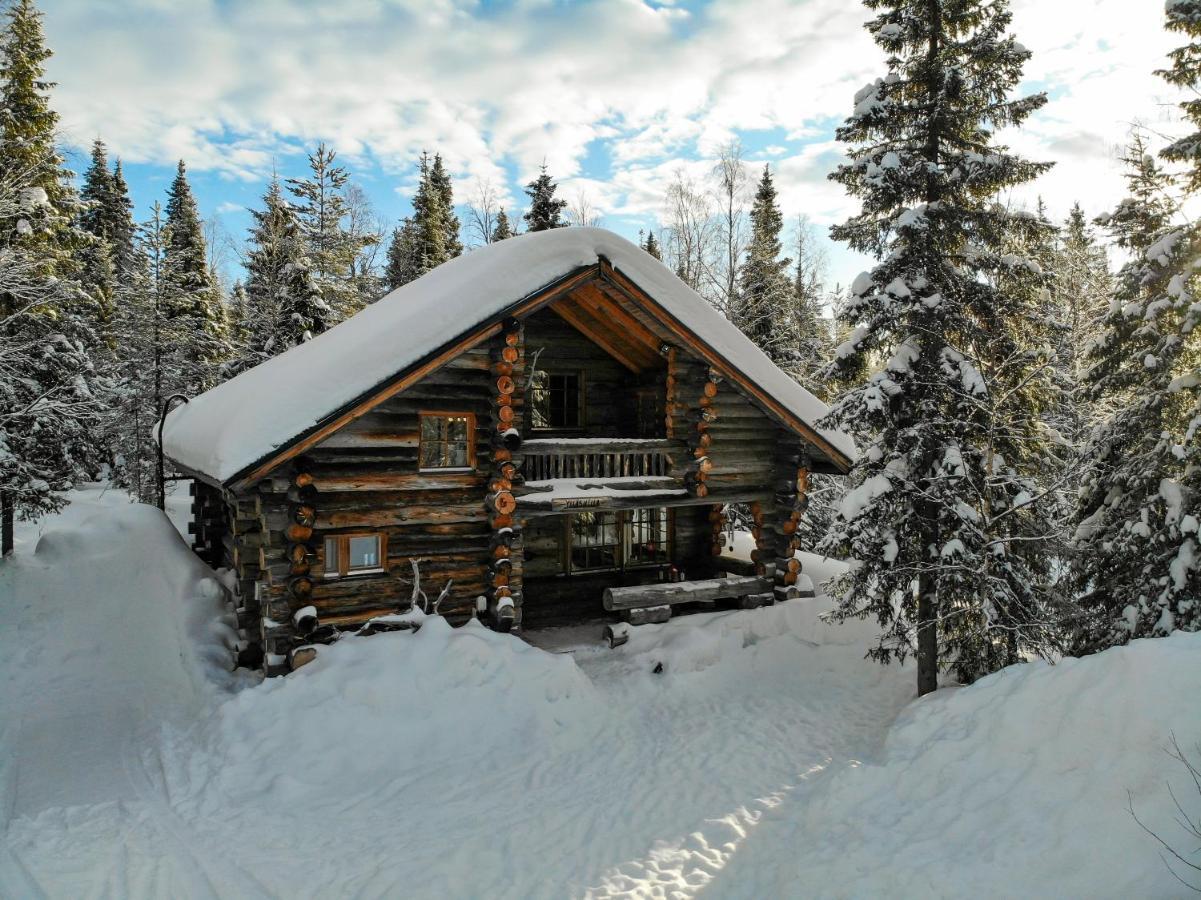 Yllaeshilla Cottage Akaslompolo Bagian luar foto